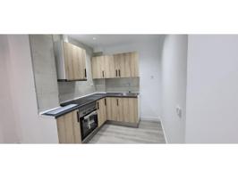 Apartamento en venta en Montcada i Reixac photo 0
