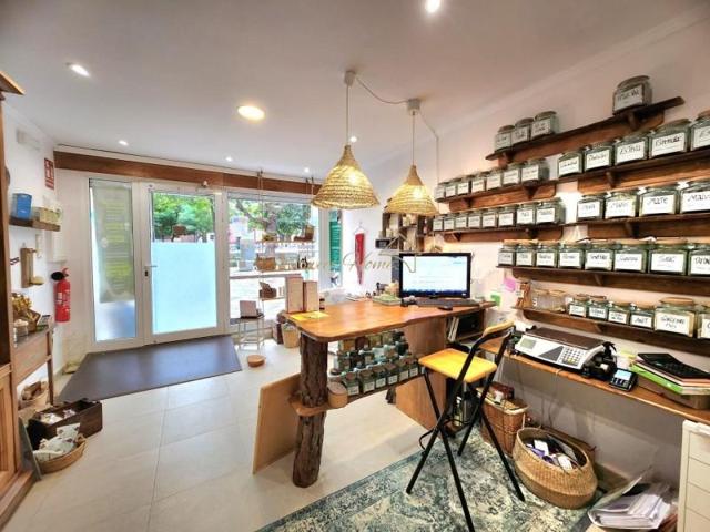 Local comercial en venta en el Masnou, Ocata photo 0