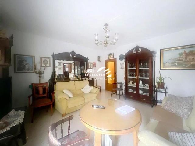 Piso en venta en Lucena, Plaza San Miguel, 14900 photo 0