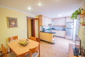 Casa en venta en Elda, San Crispín - Huerta Nueva - Estación photo 0