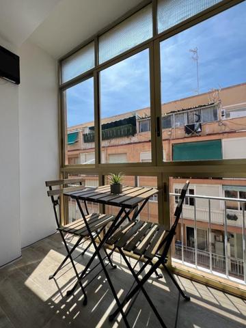 Piso en venta en Alicante, Carolinas altas photo 0