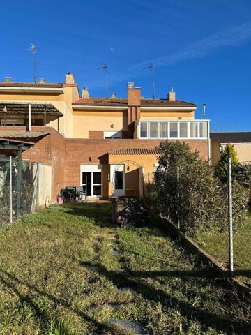 Adosada en venta en Hospital de Órbigo, Castilla y leon photo 0