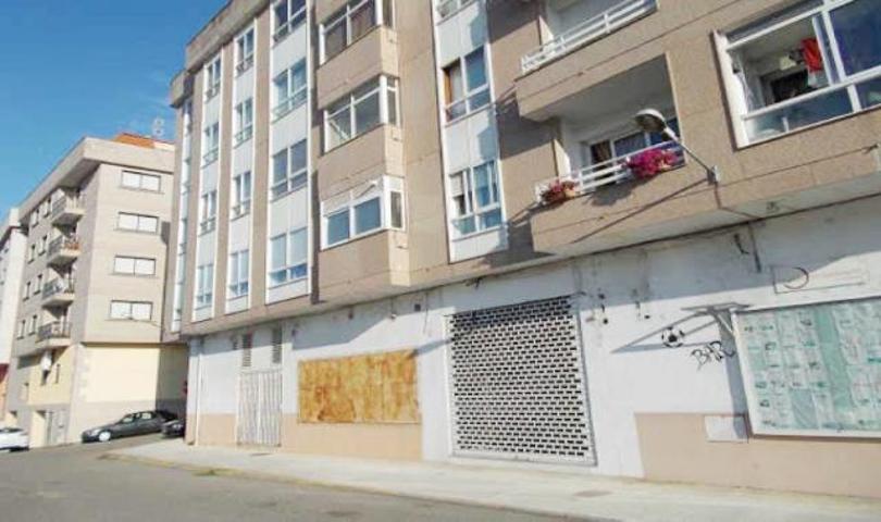 Local comercial en venta en Ponteareas, Rúa Pombas, 36860 photo 0