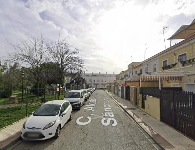 Casa en venta en Coria del Río, Andalucia photo 0
