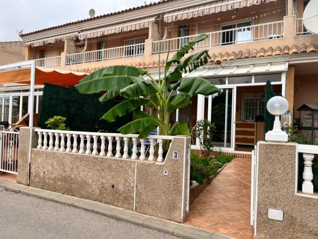 Adosada en venta en Torrevieja, Los altos photo 0