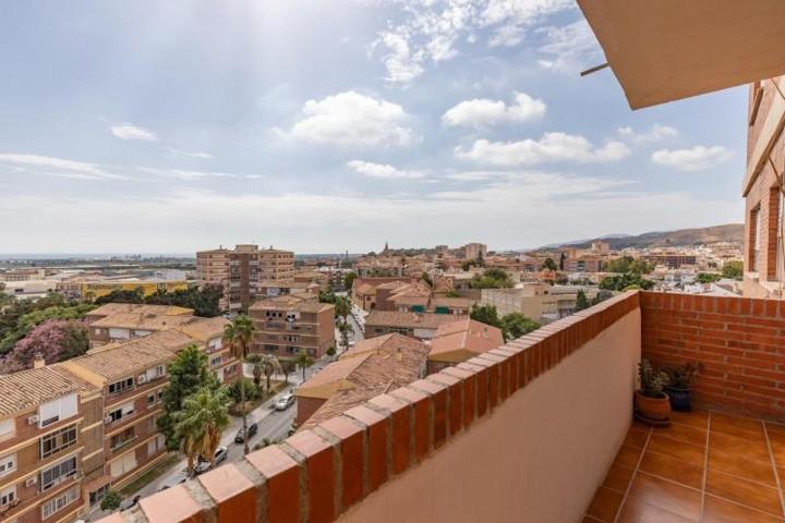 Piso en venta en Motril, Motril pueblo photo 0