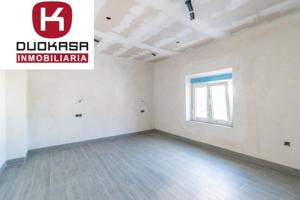 Casa en venta en Churriana de la Vega, Habana photo 0