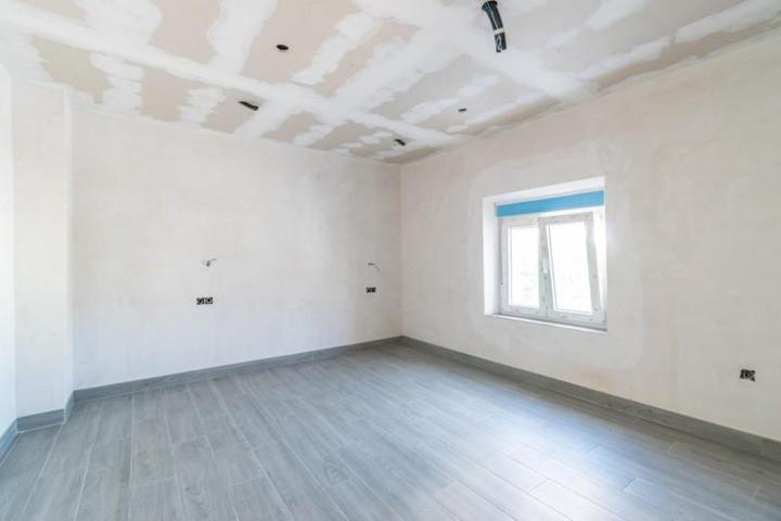 Casa en venta en Churriana de la Vega, Habana photo 0