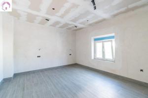 Casa en venta en Churriana de la Vega, Habana photo 0