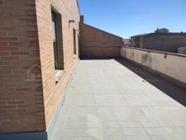 Piso en venta en Coria photo 0