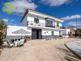 Casas de pueblo en venta en Cúllar, Las vertientes photo 0