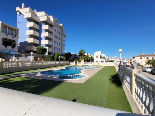 Apartamento en venta en Torrevieja, Torre la mata photo 0