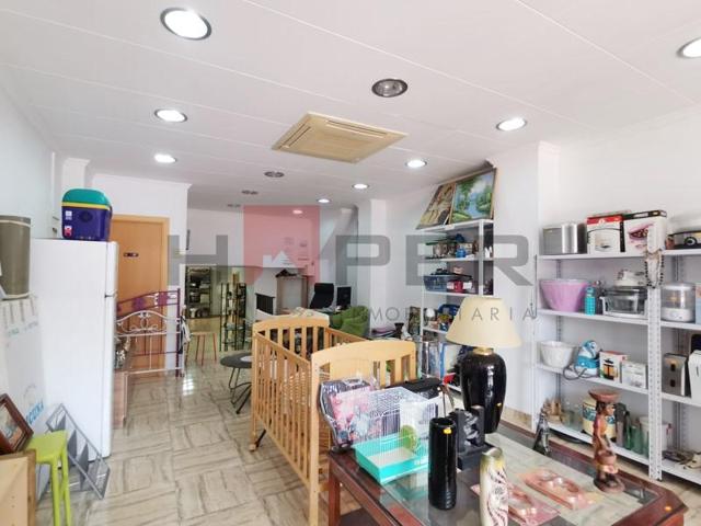 Local comercial en venta en el Prat de Llobregat photo 0