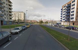 Local comercial en venta en Logroño, La Cava photo 0