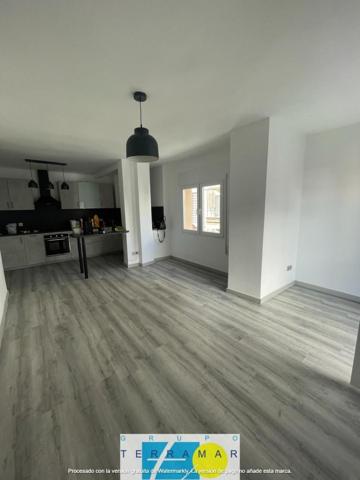 Apartamento en venta en Torrevieja, Torrevieja photo 0