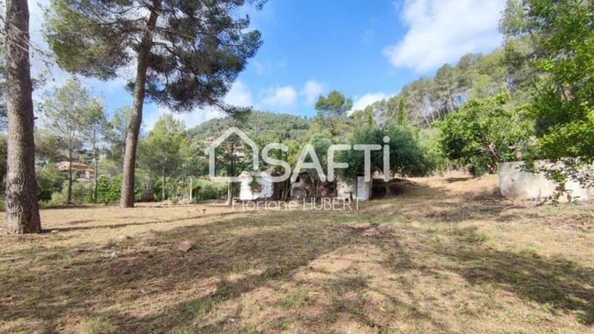 Terreno en venta en Cervelló photo 0