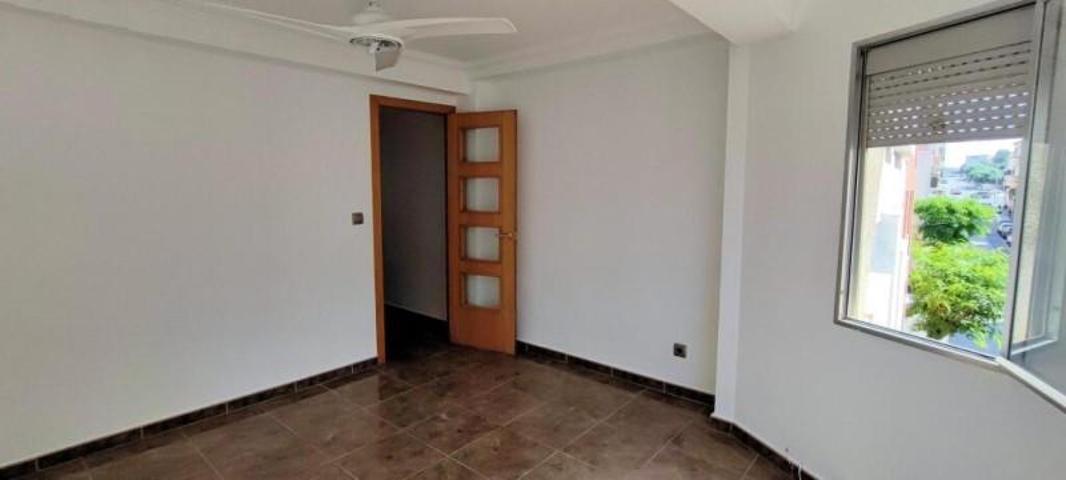 Piso en venta en Tarragona photo 0