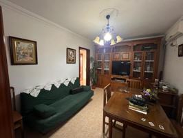 Adosada en venta en Utrera, San Joaquín photo 0