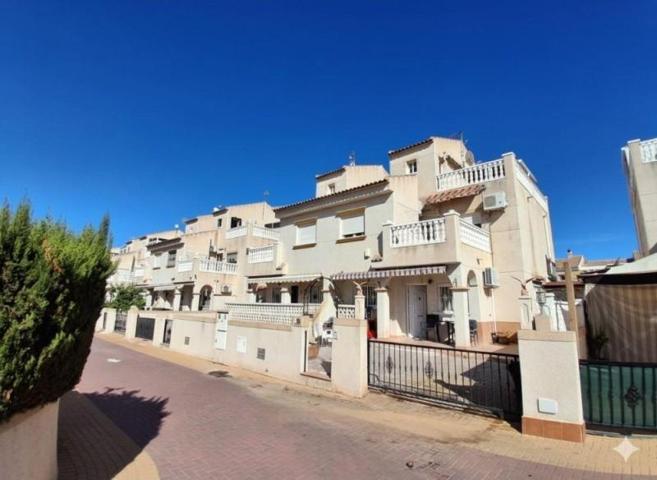 Duplex en venta en Torrevieja, El limonar photo 0