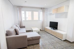 Piso en venta en Avilés, Avilés photo 0