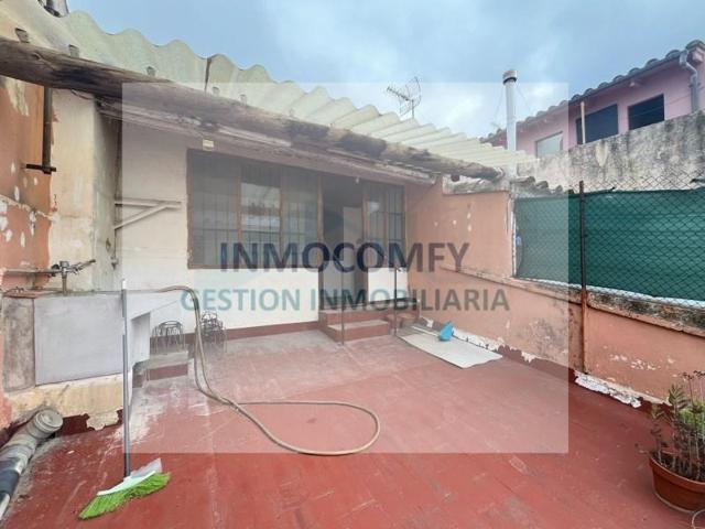 Casa en venta en La Bisbal d'Empordà photo 0