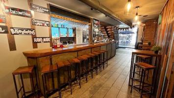 Local comercial en venta en Barcelona photo 0