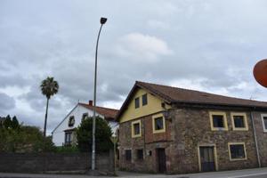 Casa con terreno en venta en Torrelavega, CANTABRIA photo 0