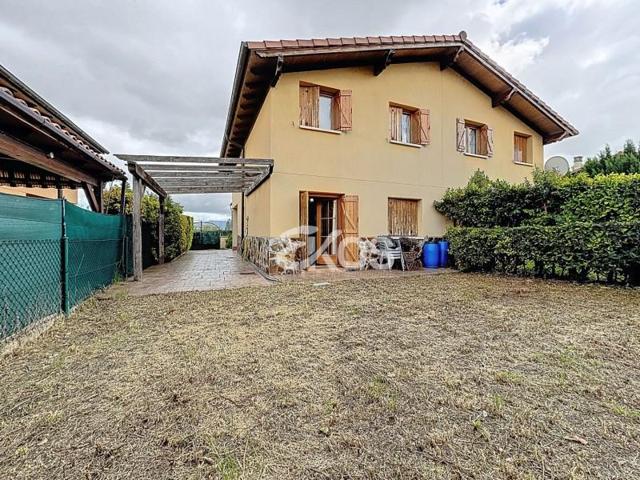 Adosada en venta en Tirgo, Tirgo photo 0