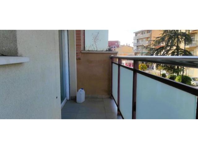 Piso en venta en Atarfe photo 0