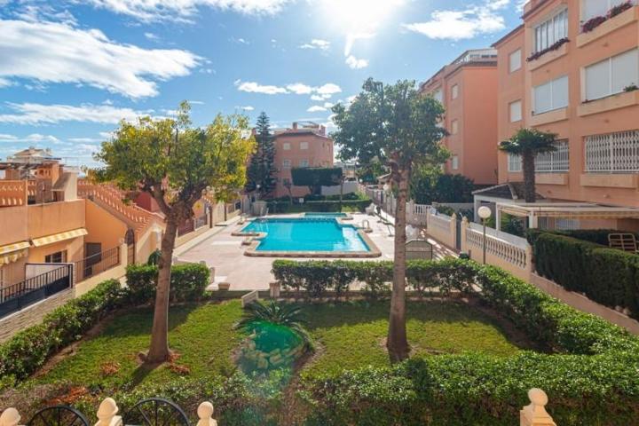 Apartamento en venta en Torrevieja, Torreblanca photo 0