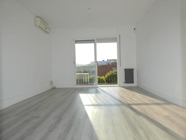 Apartamento en venta en Sant Feliu de Guíxols, Rbla generalitat photo 0