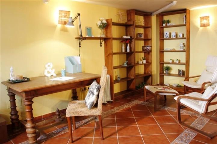 Casa con terreno en venta en Arriate photo 0