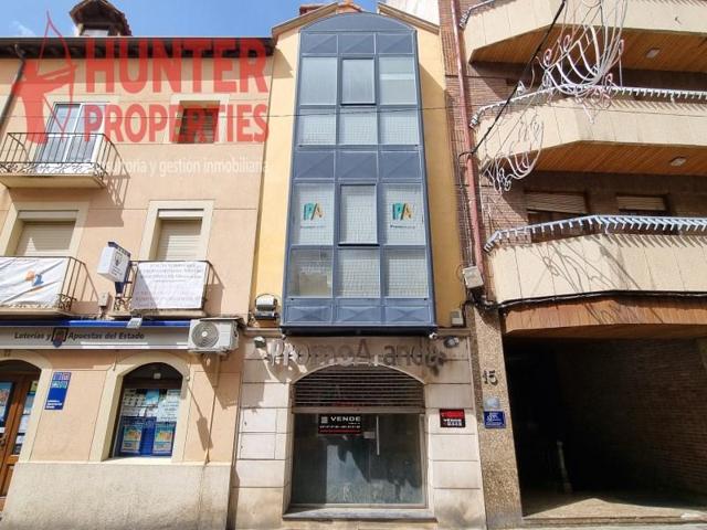 Edificio en venta en Aranda de Duero photo 0