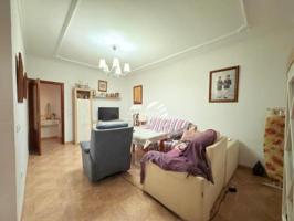 Chalet en venta en Lucena, Calle la Calzada, 14900 photo 0