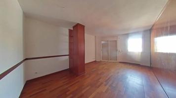 Piso en venta en El Vendrell, Centre photo 0