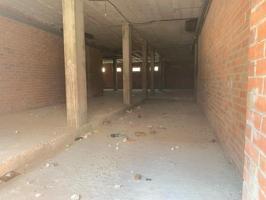 Local comercial en venta en Amposta, Centro photo 0
