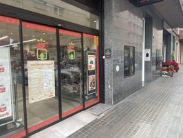 Local comercial en venta en Sabadell photo 0