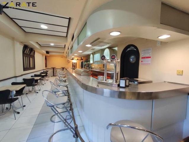 Local comercial en venta en Bilbao, Sarriko photo 0