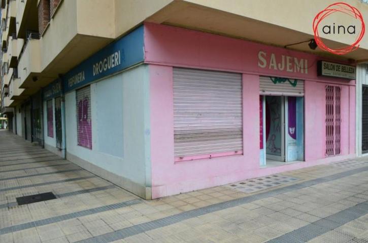 Local comercial en venta en Pamplona, Iturrama photo 0