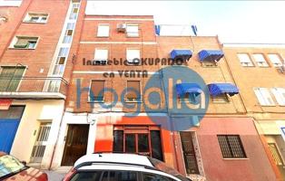 Piso en venta en Madrid, Calle Solana de Luche, 28011 photo 0