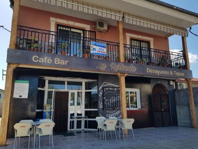 Piso en venta en Mohedas de Granadilla, CTRA. PRINCIPAL - BAR LA ROTONDA photo 0