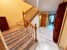 Casas de pueblo en venta en Valdepeñas, Calle Balbuena photo 0