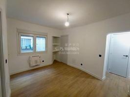 Piso en venta en Madrid photo 0