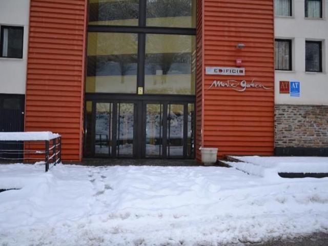 Apartamento en venta en Sierra Nevada photo 0