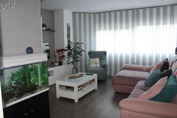 Piso en venta en Cáceres, Centro photo 0