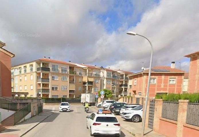 Piso en venta en Utebo, Urbanizacion sirio photo 0