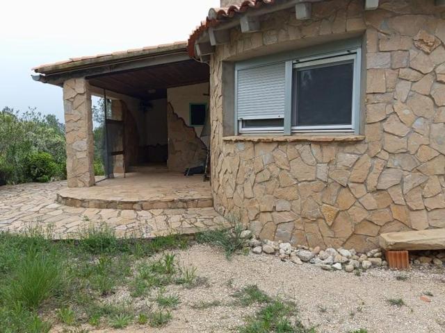 Casa con terreno en venta en Enguera, Boneguillo photo 0