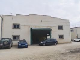 Nave industrial en venta en Villarcayo de Merindad de Castilla la Vieja photo 0