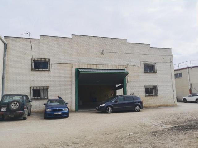 Nave industrial en venta en Villarcayo de Merindad de Castilla la Vieja photo 0