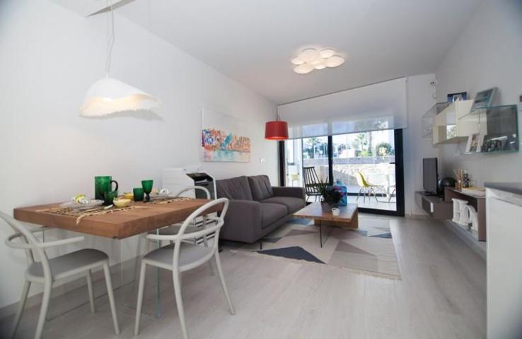 Apartamento en venta en Orihuela Costa, La Zenia photo 0